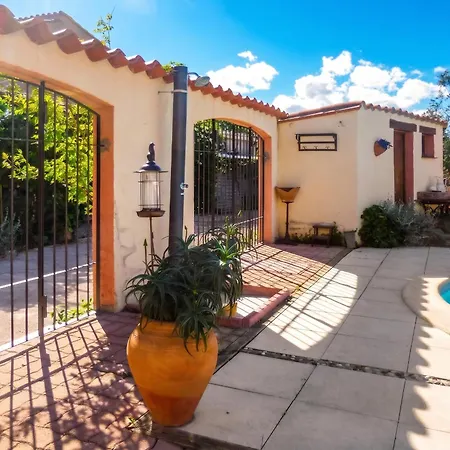Casa vacanze Maison Charmante Près De Avec Piscine Privée *