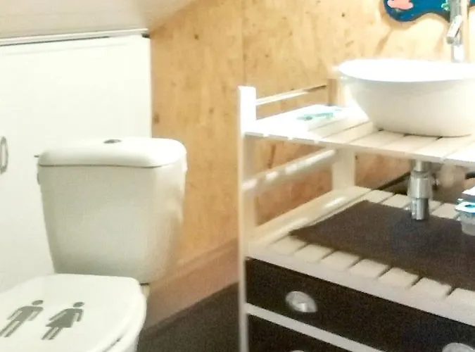 Maison Charmante Pres De Avec Piscine Privee בית נופש *